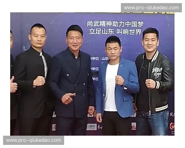 宿命对决：徐琰与小光头，谁能笑傲决战之巅？